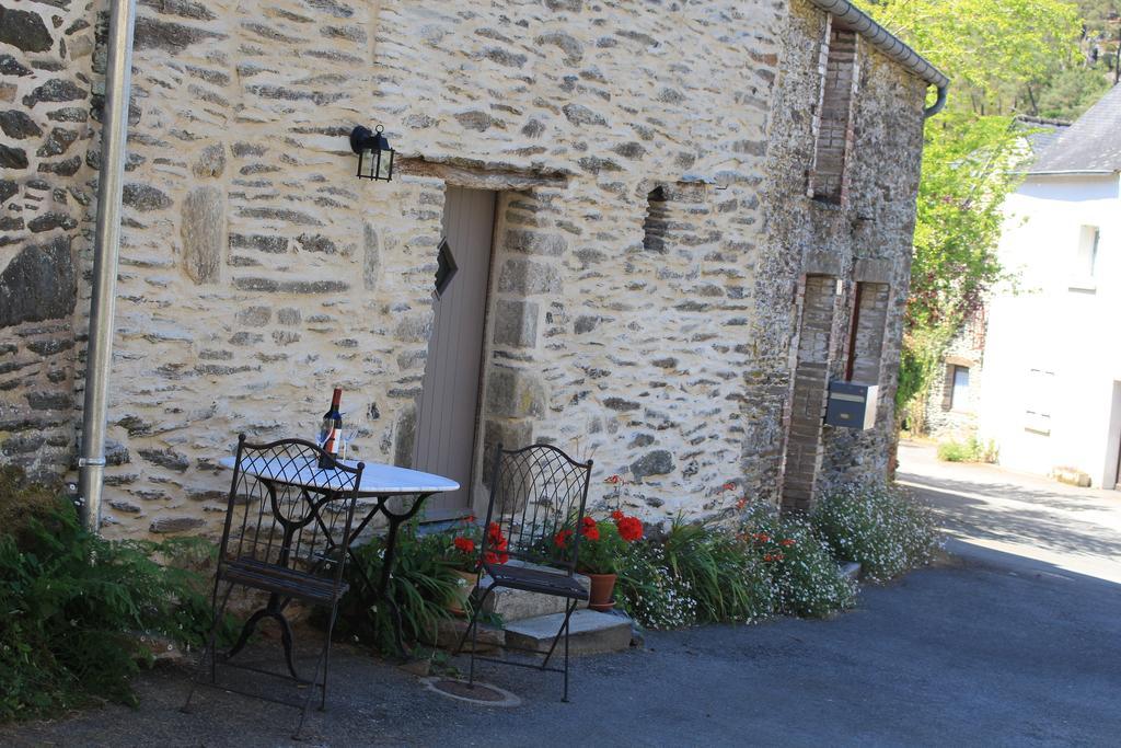 Villa "Number 26" Town House Rochefort-en-Terre Exterior foto